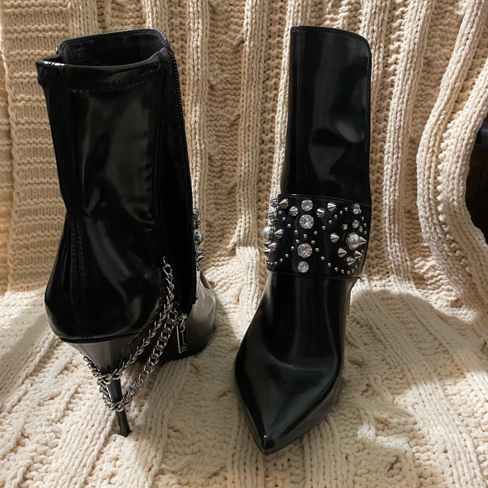 Jessica Simpson ankle boots, black with jewels.